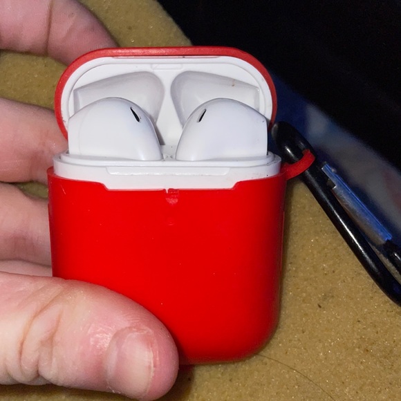 AirPods